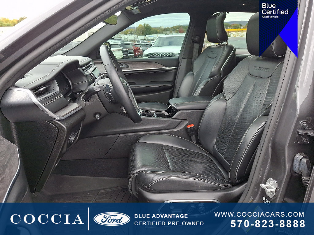 Used 2022 Jeep Grand Cherokee Overland AWD/4WD image 13