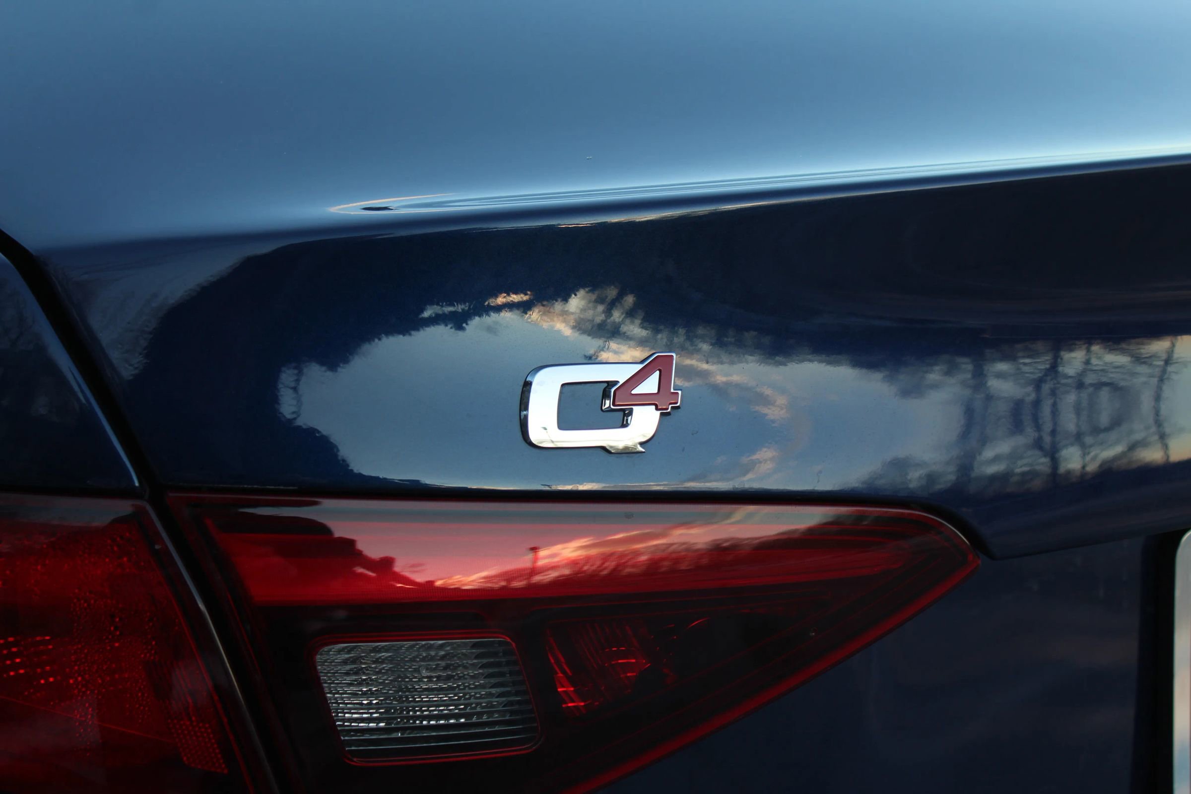 Used 2017 Alfa Romeo Giulia Sedan 4D image 39