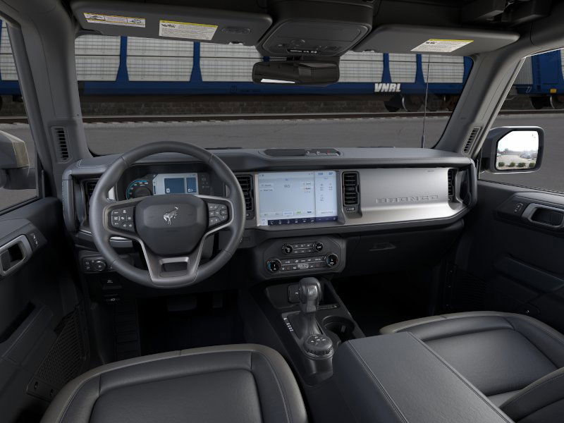 New 2025 Ford Bronco Outer Banks image 9