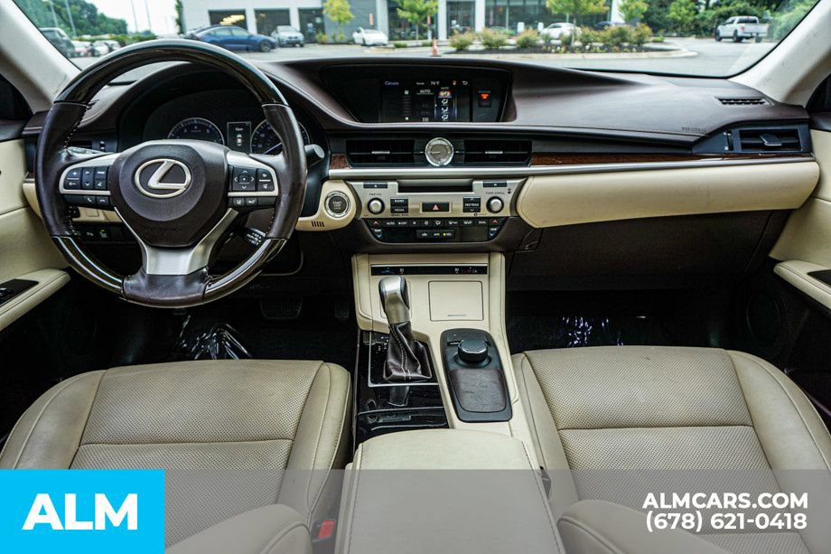 Used 2017 Lexus ES 350 w/ Premium Package FWD image 24