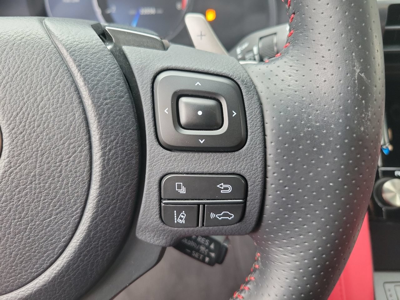 Used 2025 Lexus IS 350 F Sport w/ Accessory Package 2 RWD image 19