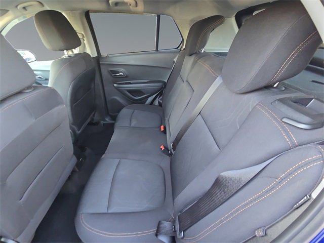 Used 2017 Chevrolet Trax LT image 17