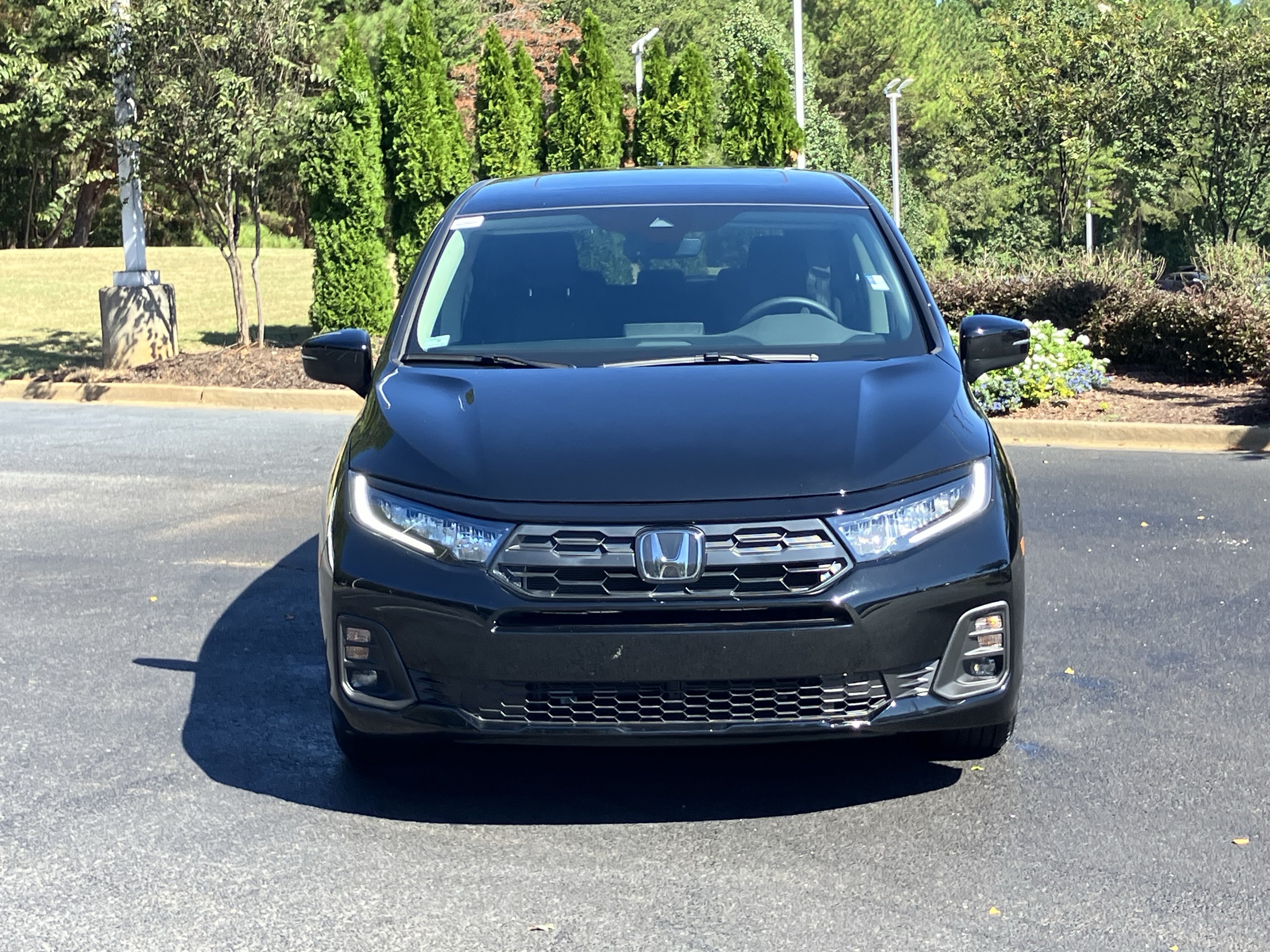 Certified 2026 Honda Odyssey EX-L image 3