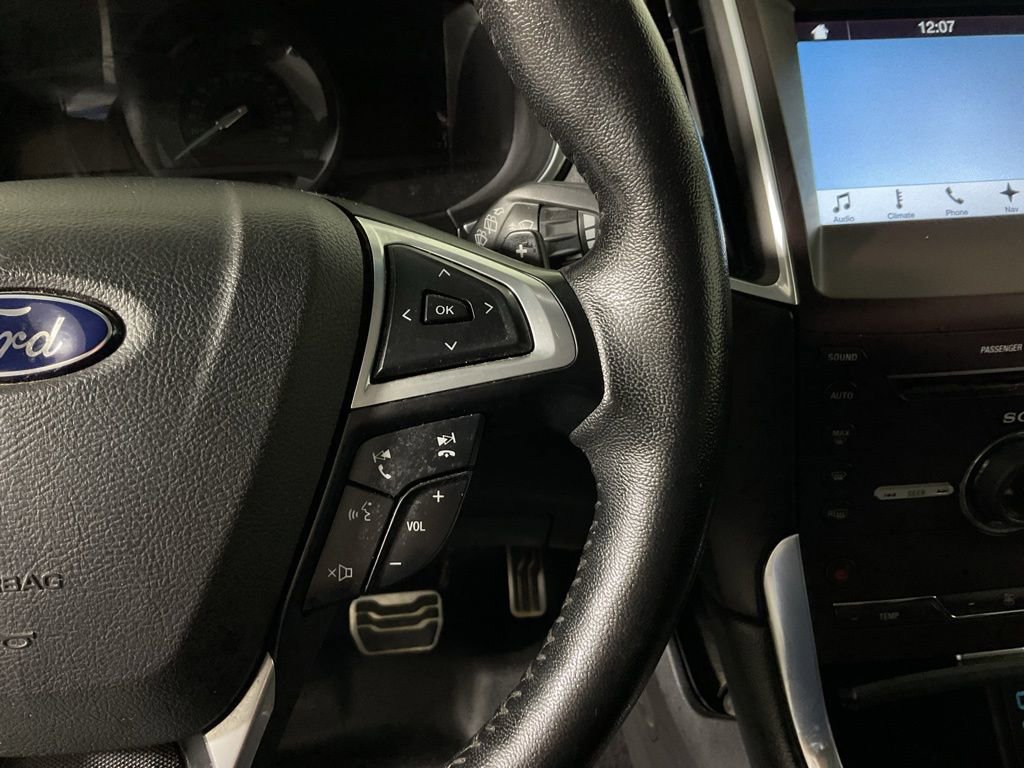 Used 2016 Ford Edge Sport AWD/4WD image 30