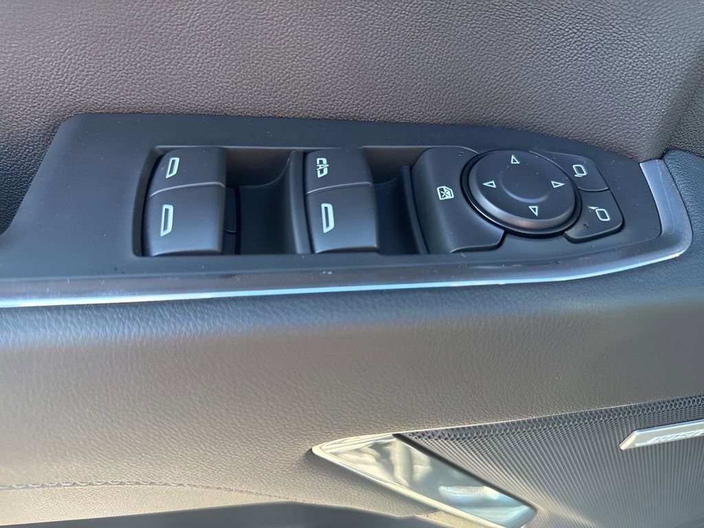 Used 2026 Chevrolet Silverado 1500 LT Trail Boss w/ Convenience Package II AWD/4WD image 28