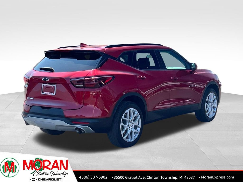 Used 2024 Chevrolet Blazer LT w/ Convenience Package FWD image 6