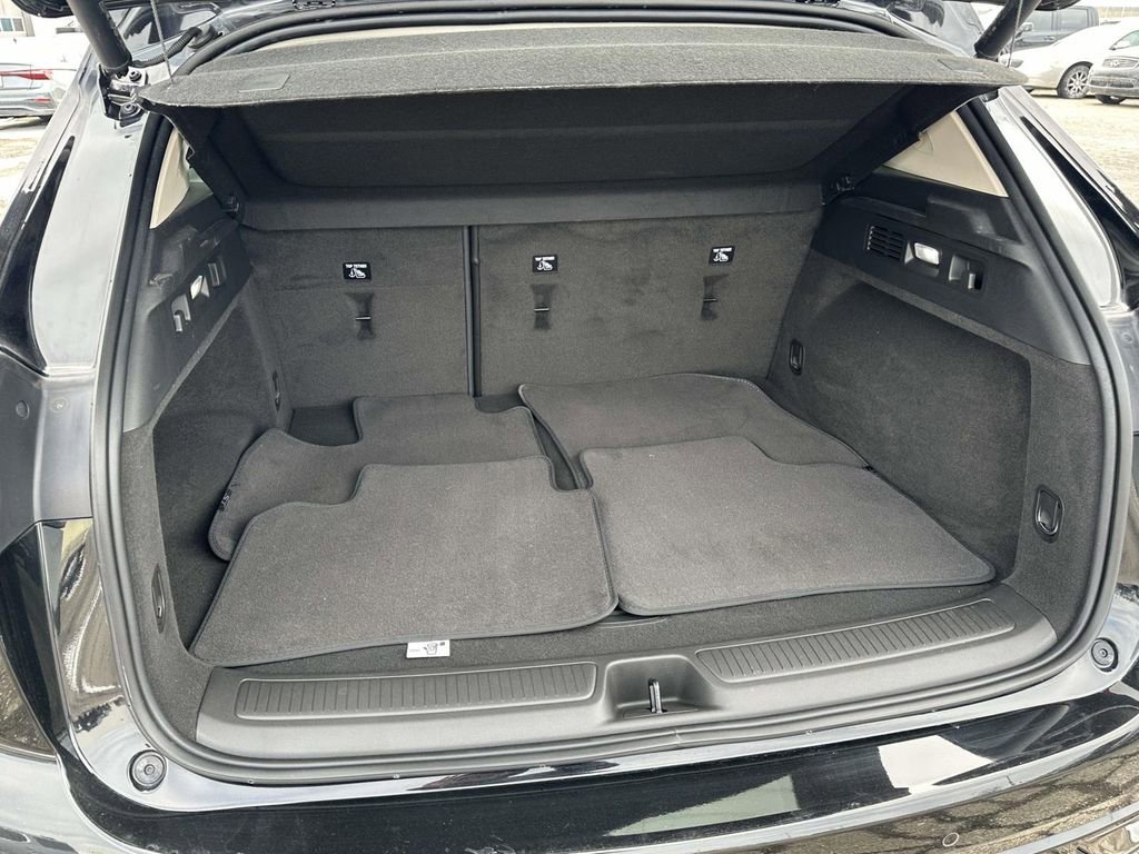 Certified 2023 Buick Envision Essence w/ Sport Touring Package image 13