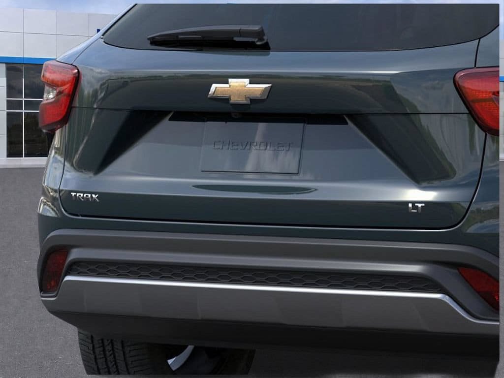 New 2026 Chevrolet Trax LT w/ LT Convenience Package FWD image 14