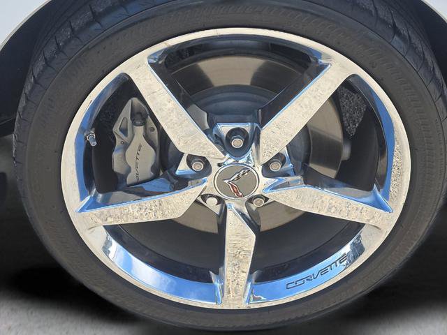 Used 2015 Chevrolet Corvette Stingray Coupe w/ 2LT Preferred Equipment Group RWD image 9