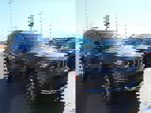 Used 2021 Jeep Grand Cherokee L Limited image 3