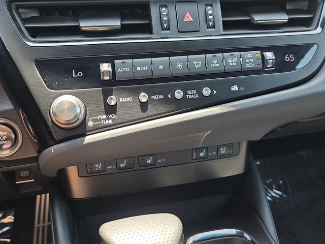 Certified 2025 Lexus ES 350 F Sport FWD image 22
