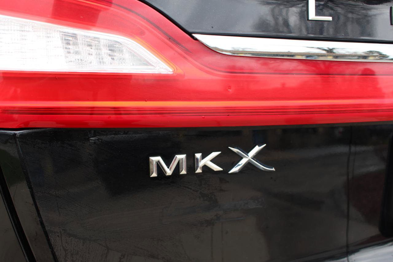 Used 2016 Lincoln MKX Reserve w/ Climate Package image 46