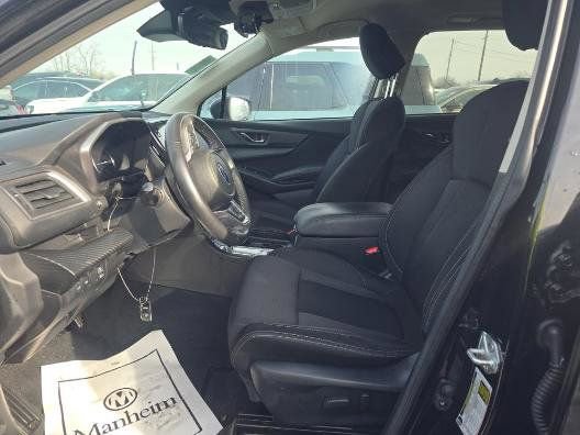Used 2024 Subaru Ascent Premium w/ Convenience Package image 3