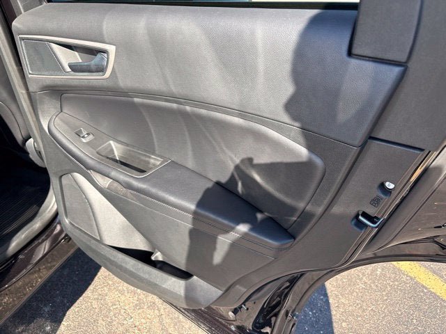 Used 2024 Ford Edge SEL w/ Convenience Package AWD/4WD image 12