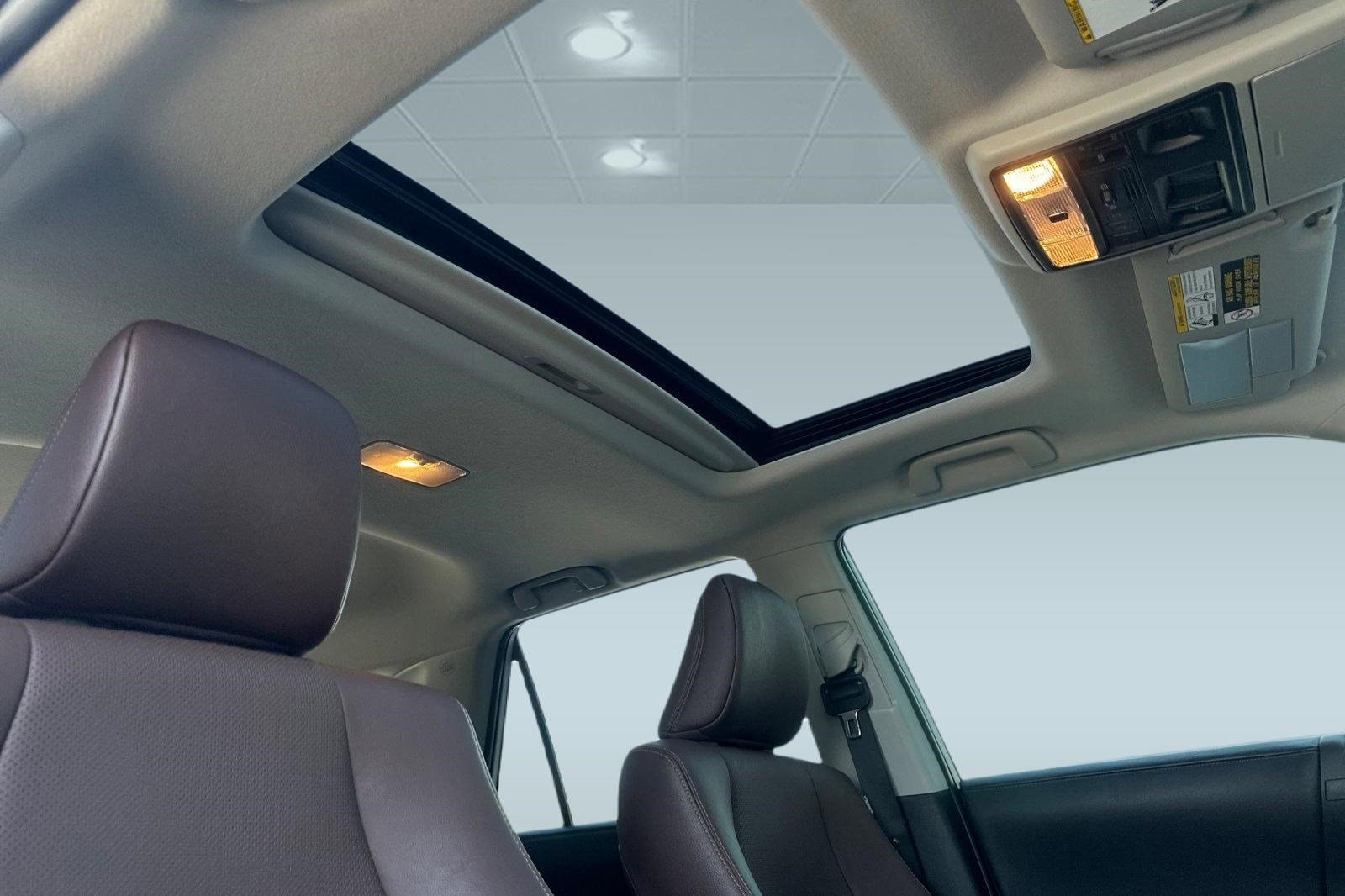 Used 2022 Toyota 4Runner Limited image 14