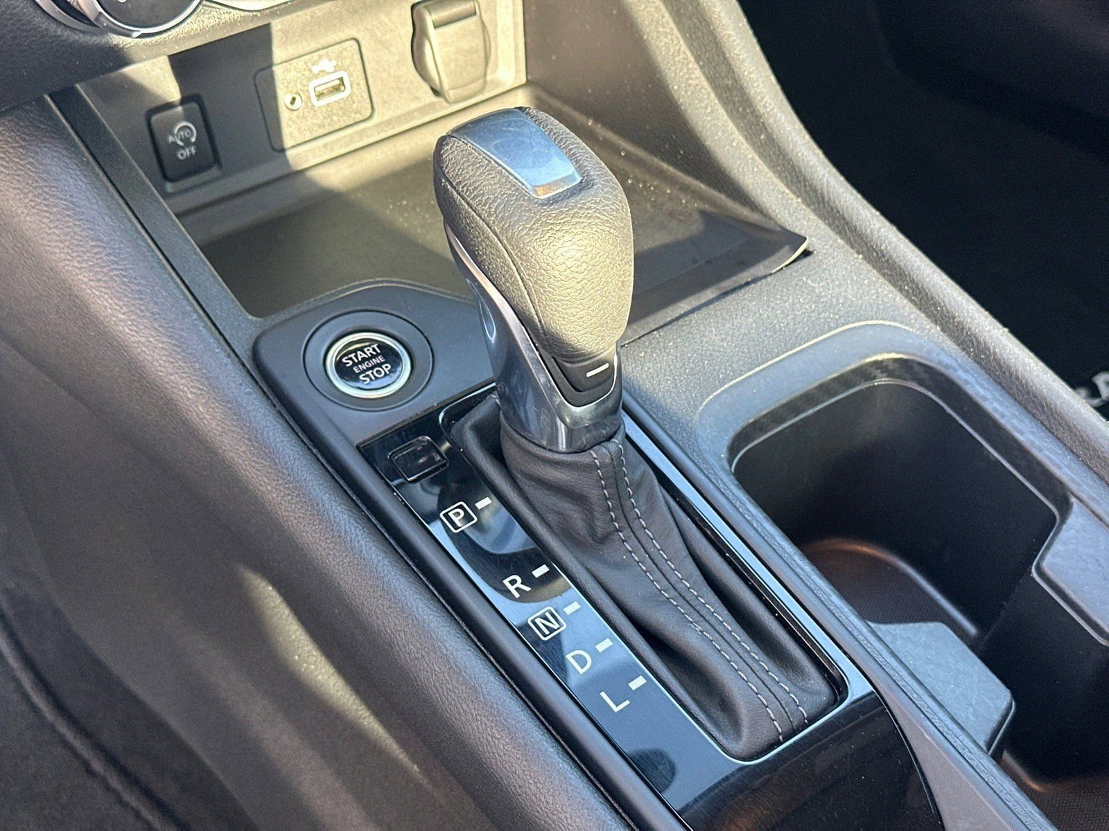 Used 2024 Nissan Sentra S image 30