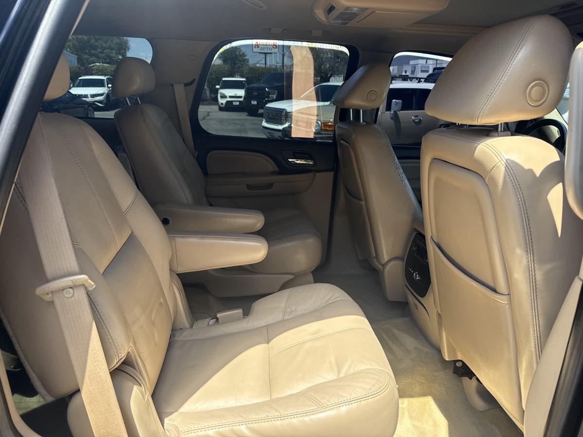 Used 2007 GMC Yukon Denali AWD/4WD image 20