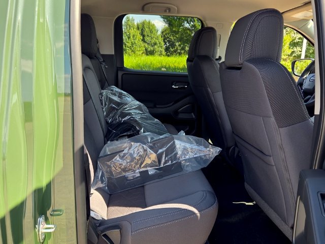 New 2027 Nissan Frontier SV w/ SV Convenience Package RWD image 14