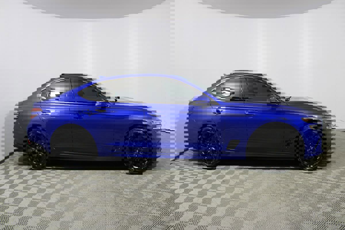 Used 2023 Genesis G70 2.0T w/ Sport Prestige Package image 20