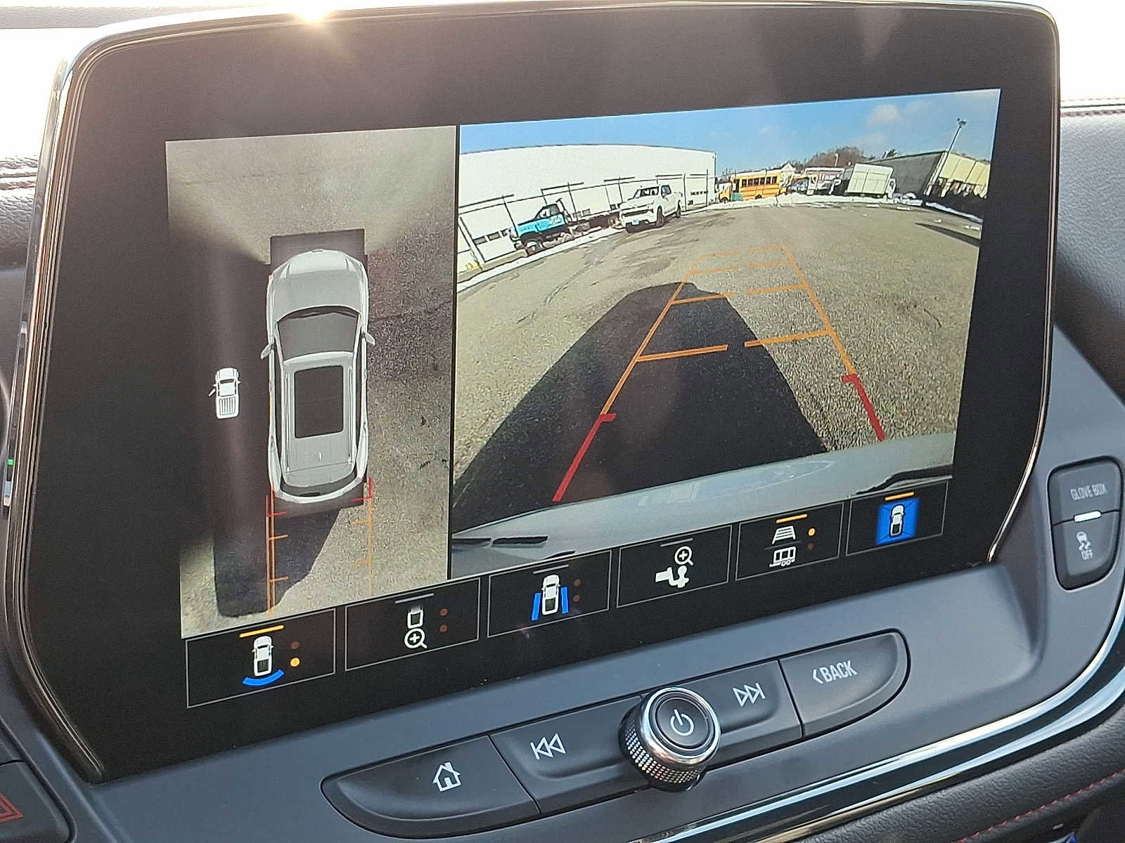 Certified 2023 Chevrolet Blazer RS w/ Driver Confidence II Package image 19