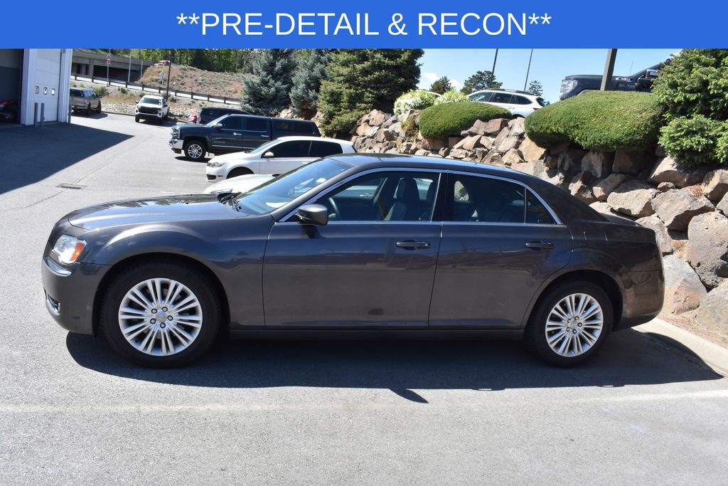 Used 2014 Chrysler 300 AWD w/ Driver Convenience Group image 2