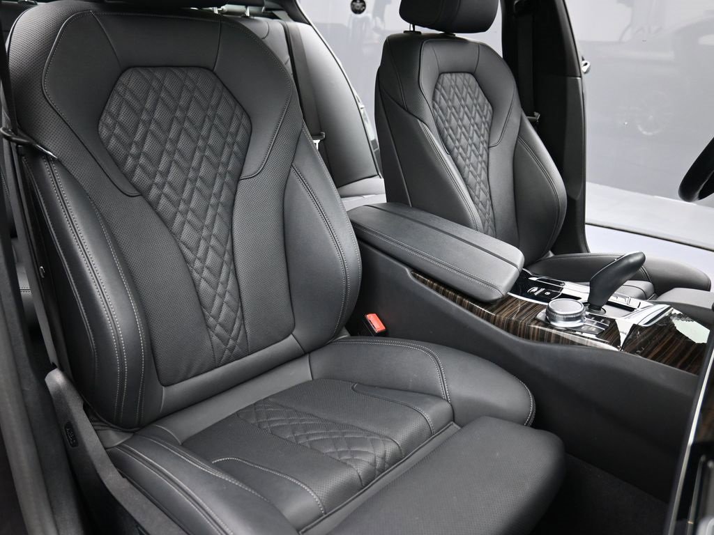 Used 2023 BMW 530i xDrive w/ Premium Package image 21