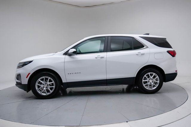 Used 2024 Chevrolet Equinox LT image 3