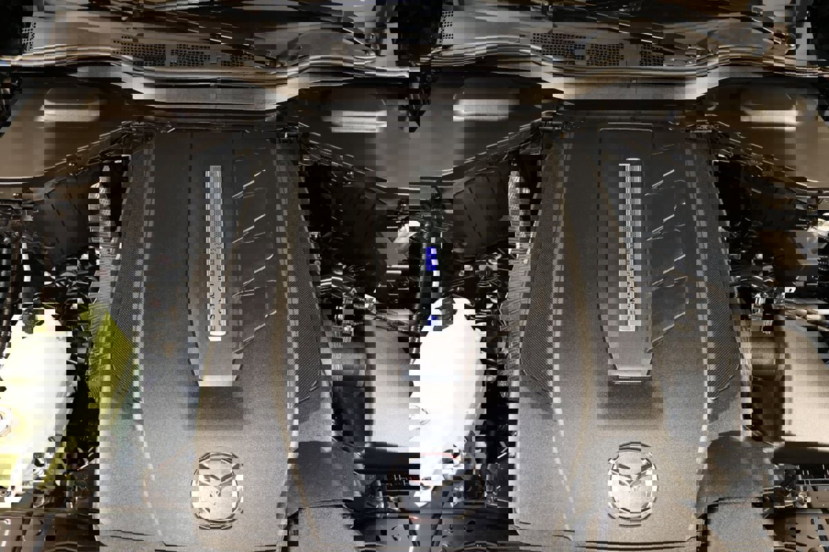 Used 2024 MAZDA CX-90 Plug-In Hybrid w/ Premium Pkg image 36