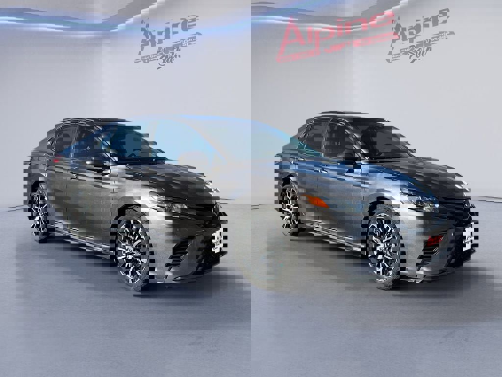 Used 2020 Toyota Camry SE image 7