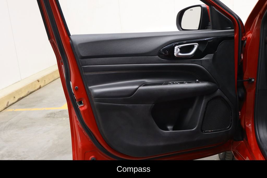 Used 2022 Jeep Compass High Altitude image 16