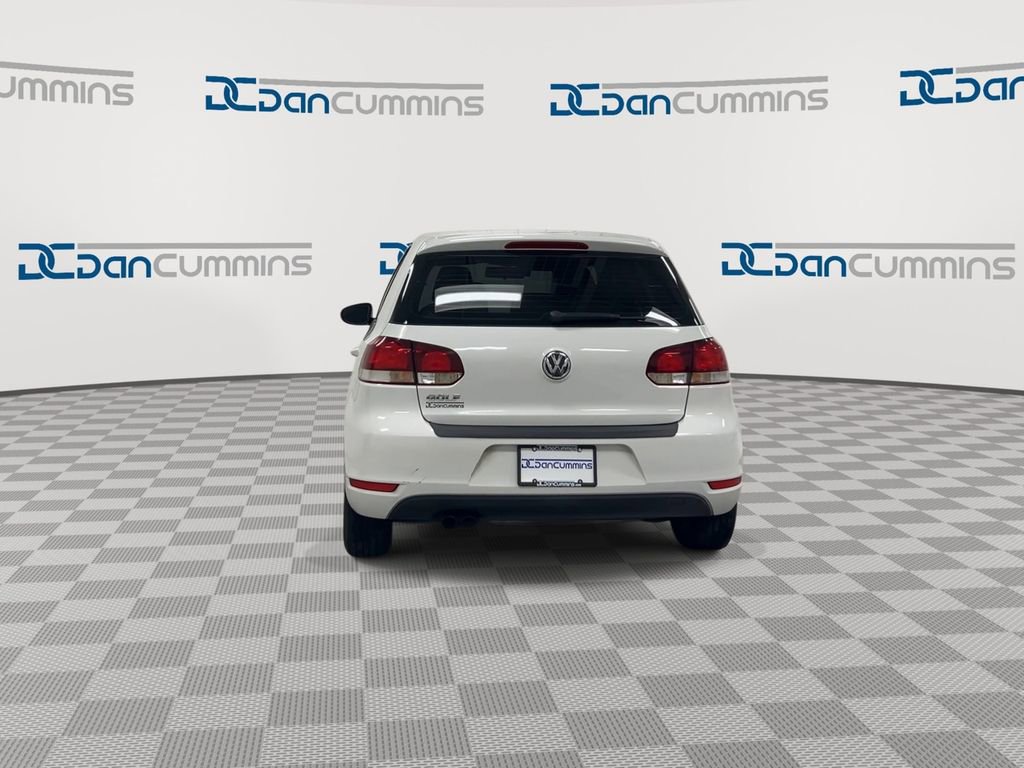 Used 2011 Volkswagen Golf 4-Door FWD image 7