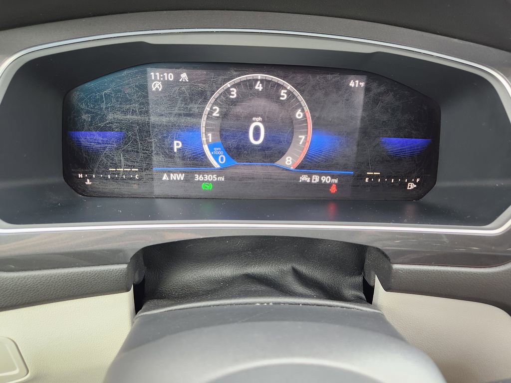 Used 2022 Volkswagen Tiguan SE image 6
