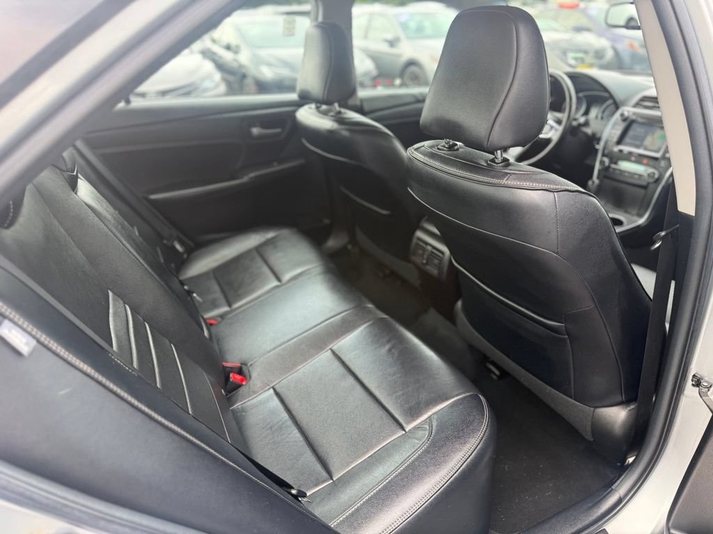 Certified 2016 Toyota Camry XLE w/ Advanced Technology Package FWD image 19
