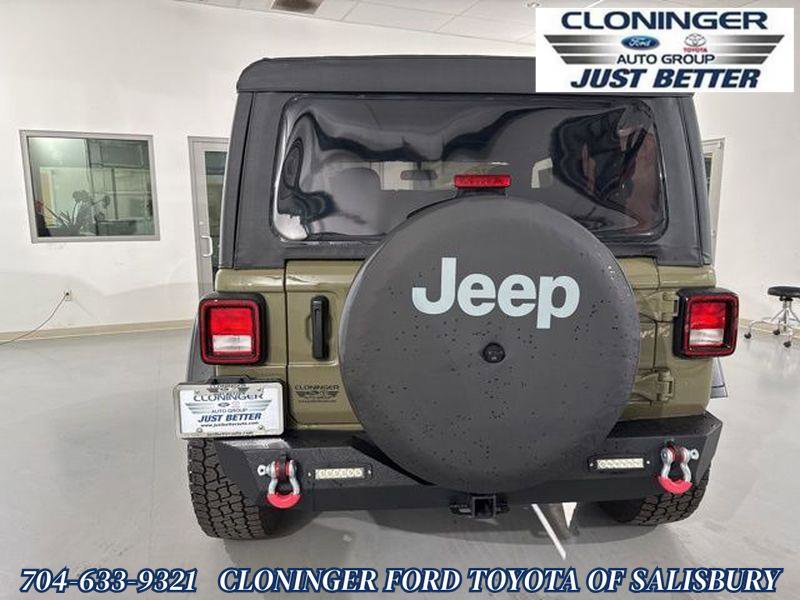 Used 2025 Jeep Wrangler Sport image 10