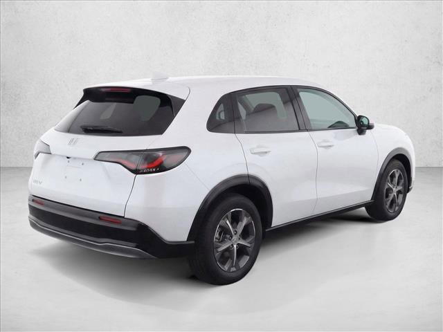 Used 2023 Honda HR-V LX image 7