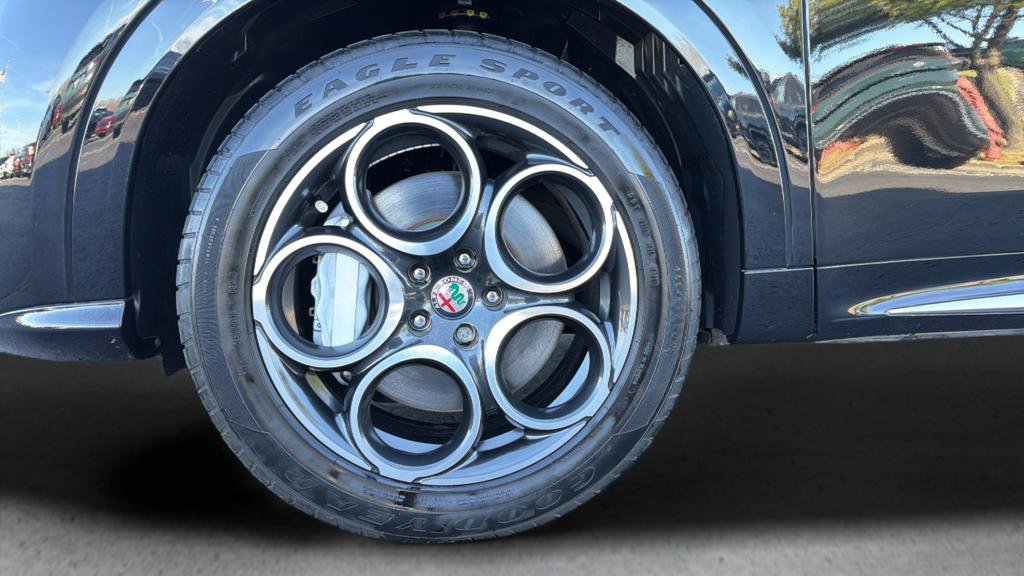 Used 2024 Alfa Romeo Tonale Ti image 14