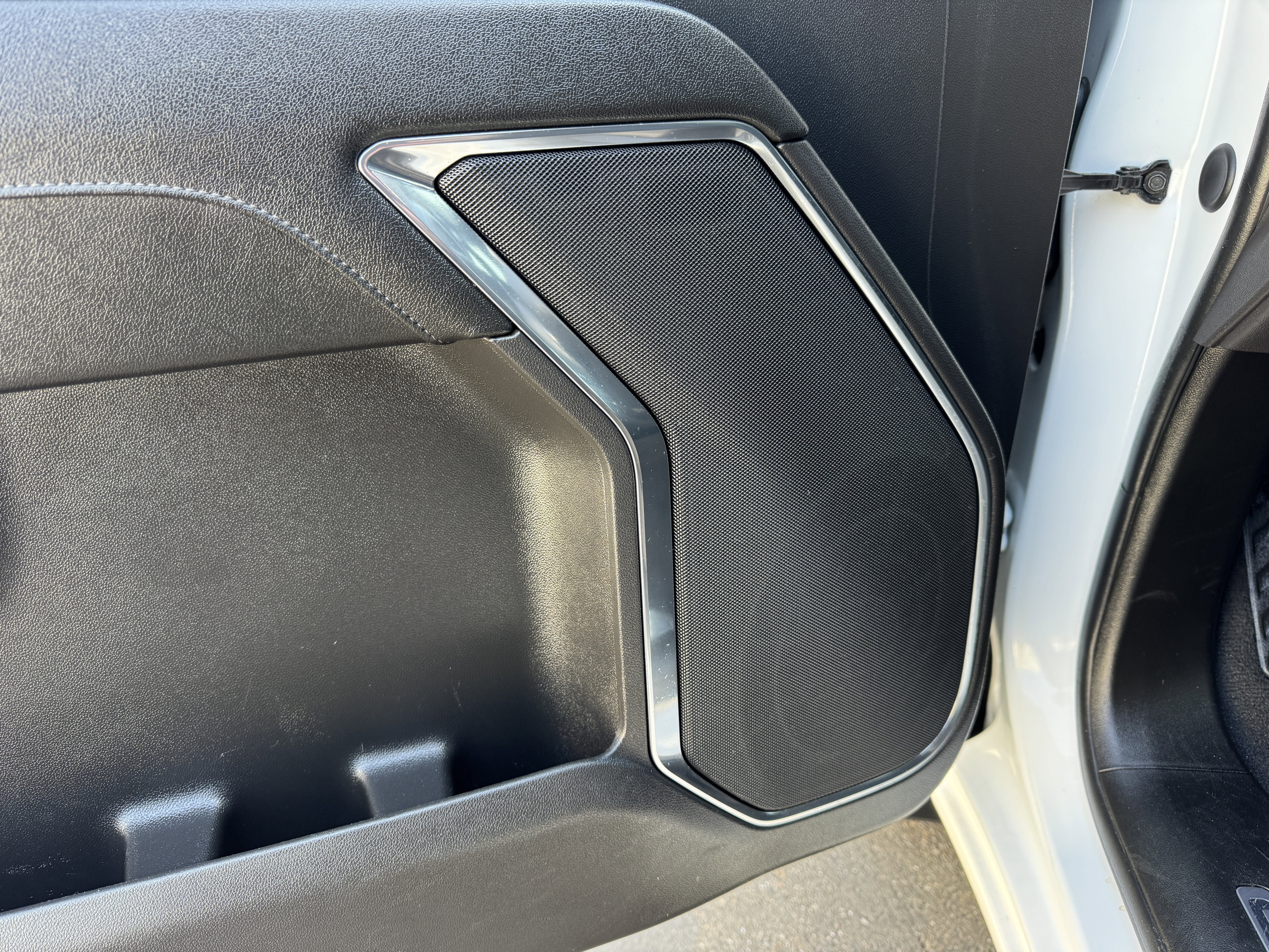 Certified 2024 GMC Sierra 1500 SLT image 12