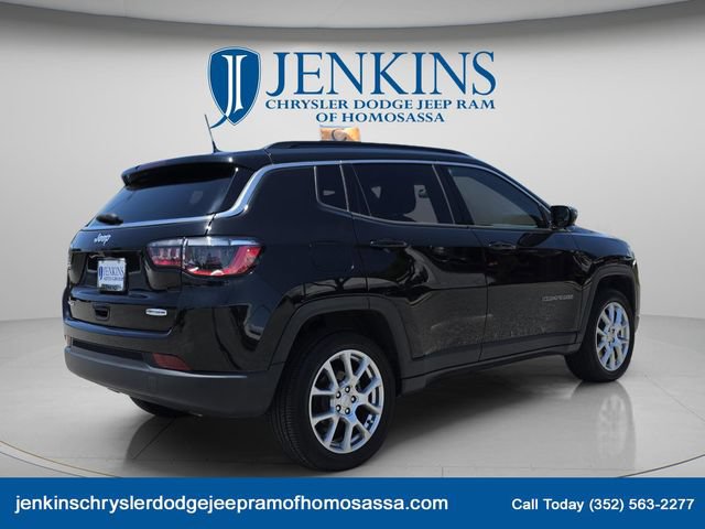Certified 2023 Jeep Compass Latitude AWD/4WD image 4