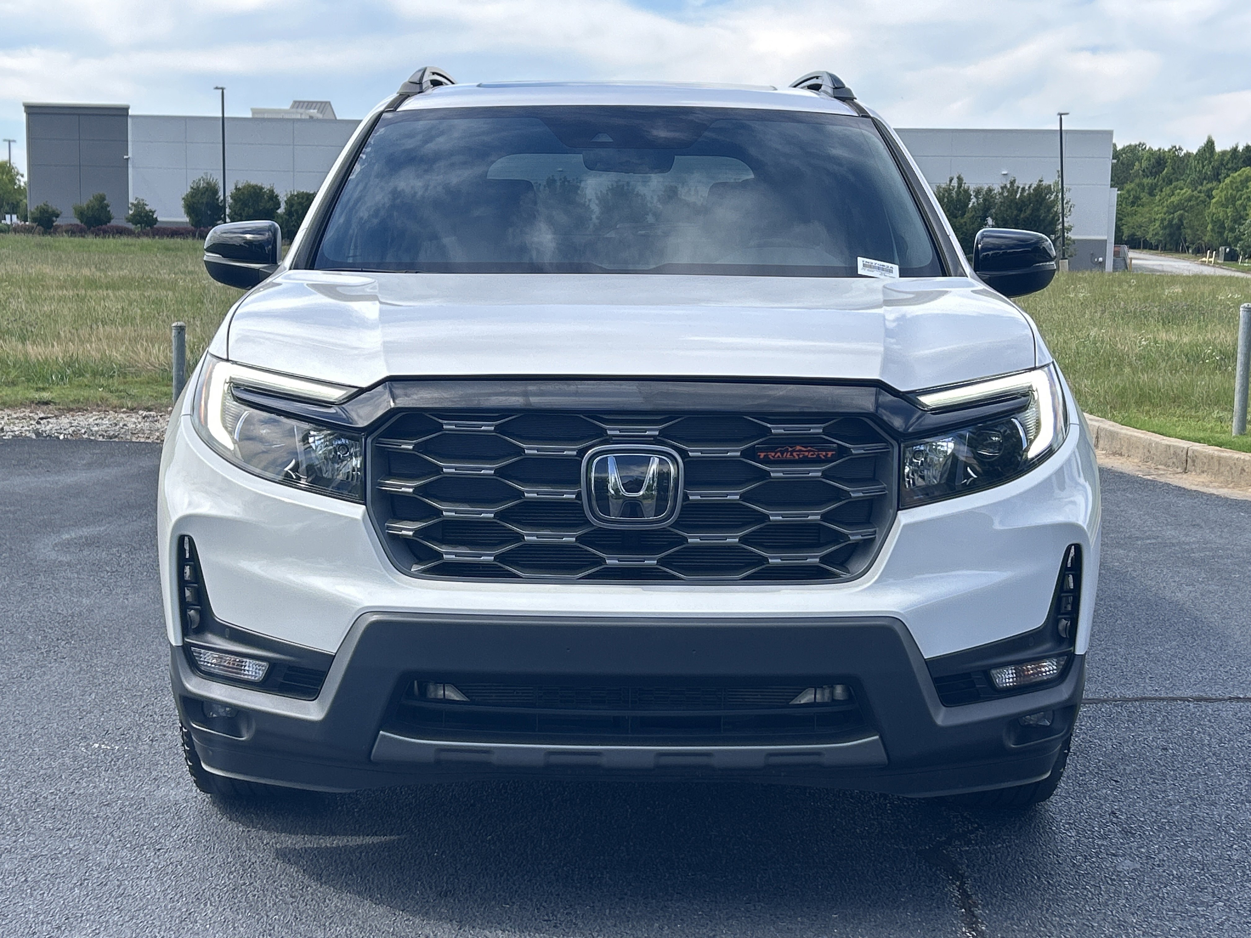 Used 2023 Honda Passport TrailSport image 3