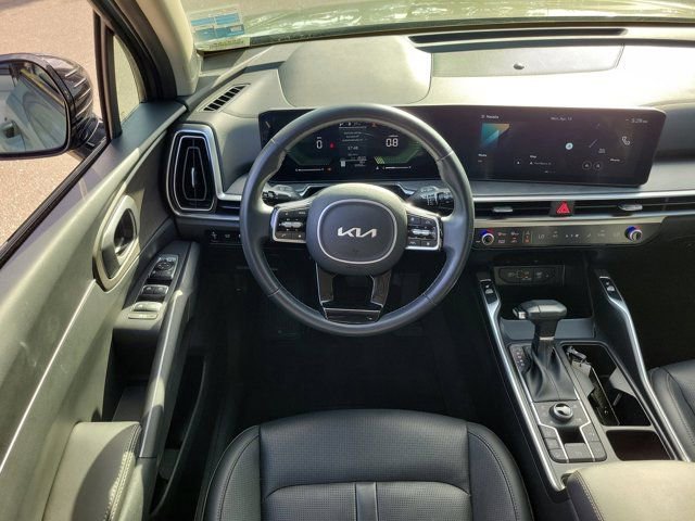 Used 2024 Kia Sorento X-Line EX image 16