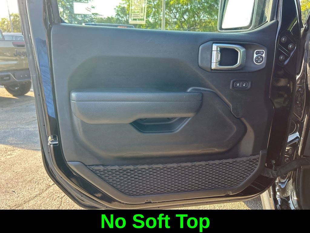 Used 2022 Jeep Wrangler Willys AWD/4WD image 33