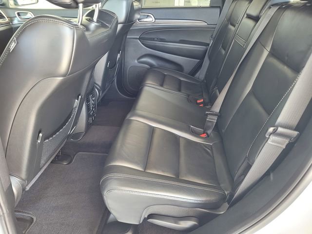 Used 2017 Jeep Grand Cherokee Limited image 15