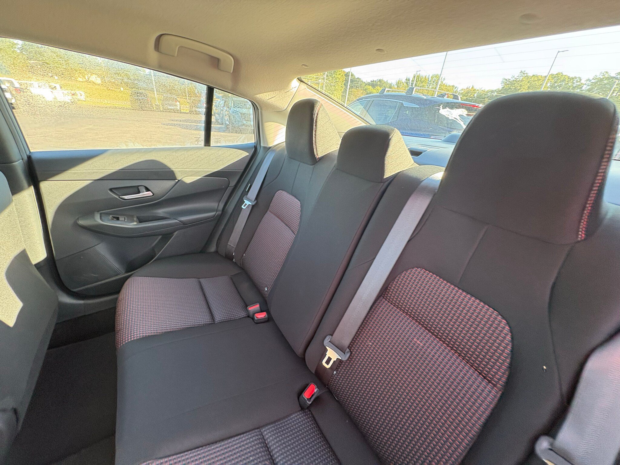 New 2027 Nissan Sentra SR w/ Floor Mat Package FWD image 22