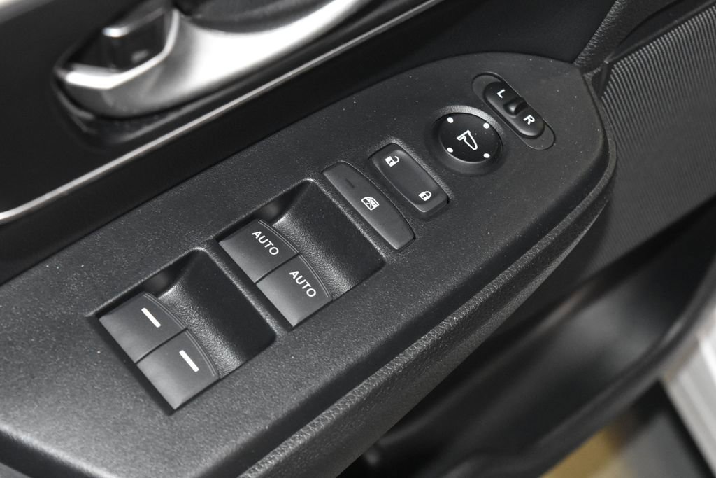 Used 2022 Honda CR-V EX-L image 6