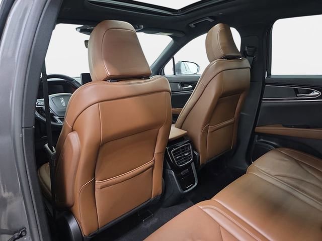 Certified 2022 Lincoln Nautilus Reserve AWD/4WD image 10