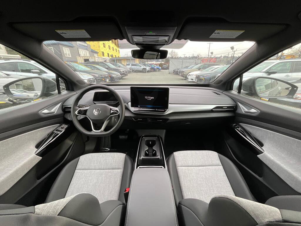 New 2026 Volkswagen ID.4 Pro image 15