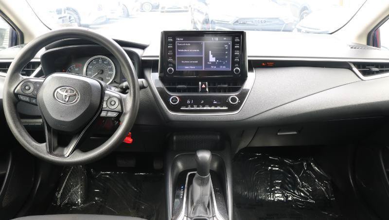 Used 2020 Toyota Corolla LE FWD image 17