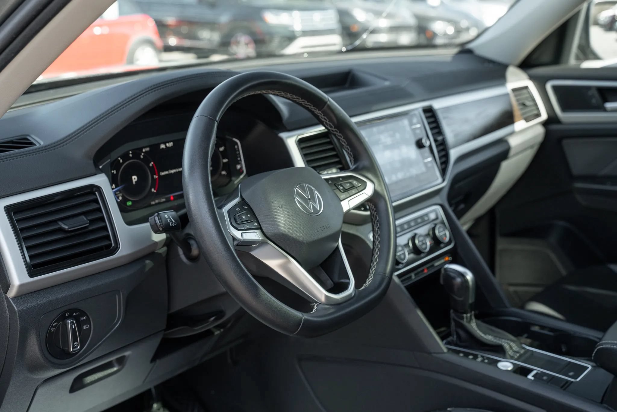 Used 2022 Volkswagen Atlas SE FWD image 17