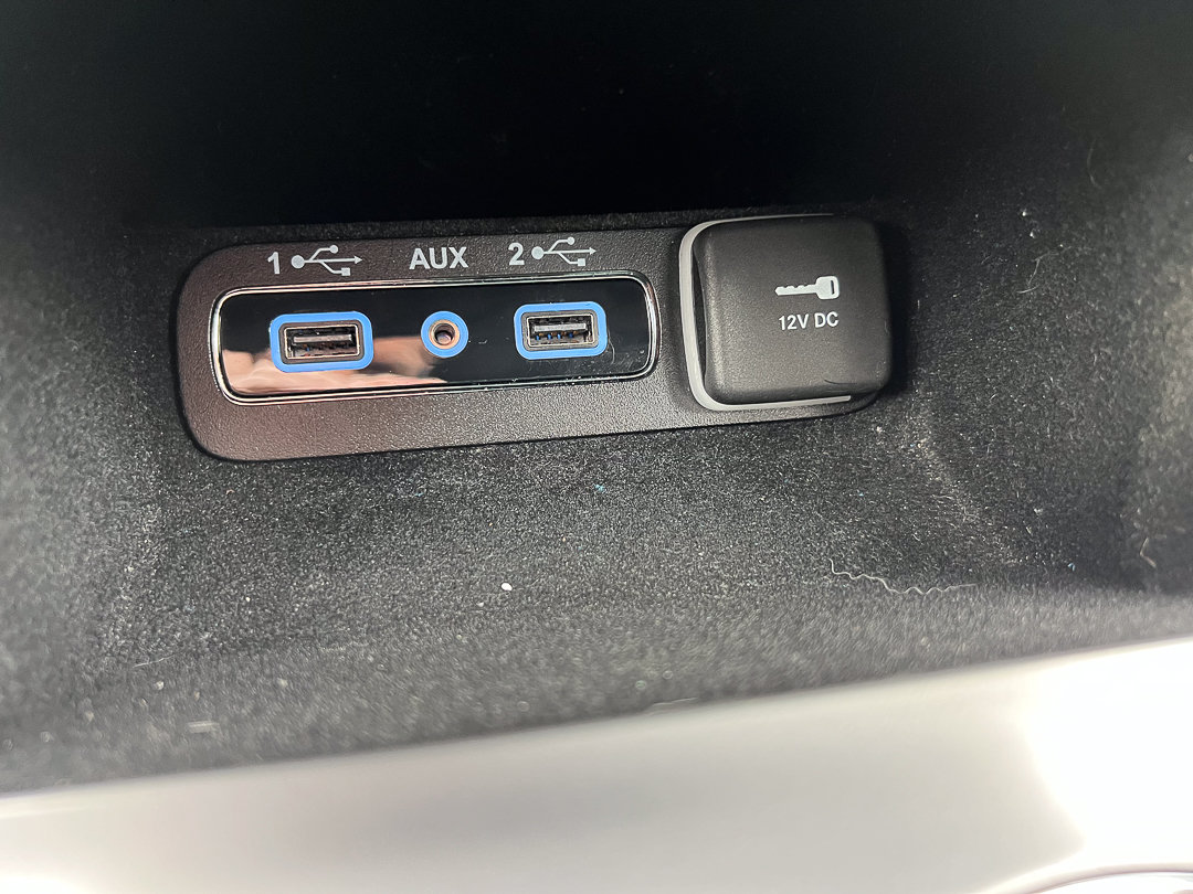 Used 2021 Jeep Grand Cherokee Limited AWD/4WD image 25