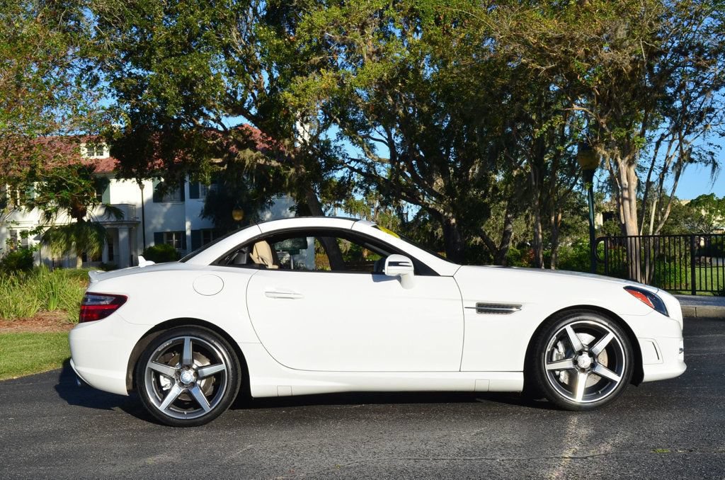 Used 2015 Mercedes-Benz SLK 250 image 37